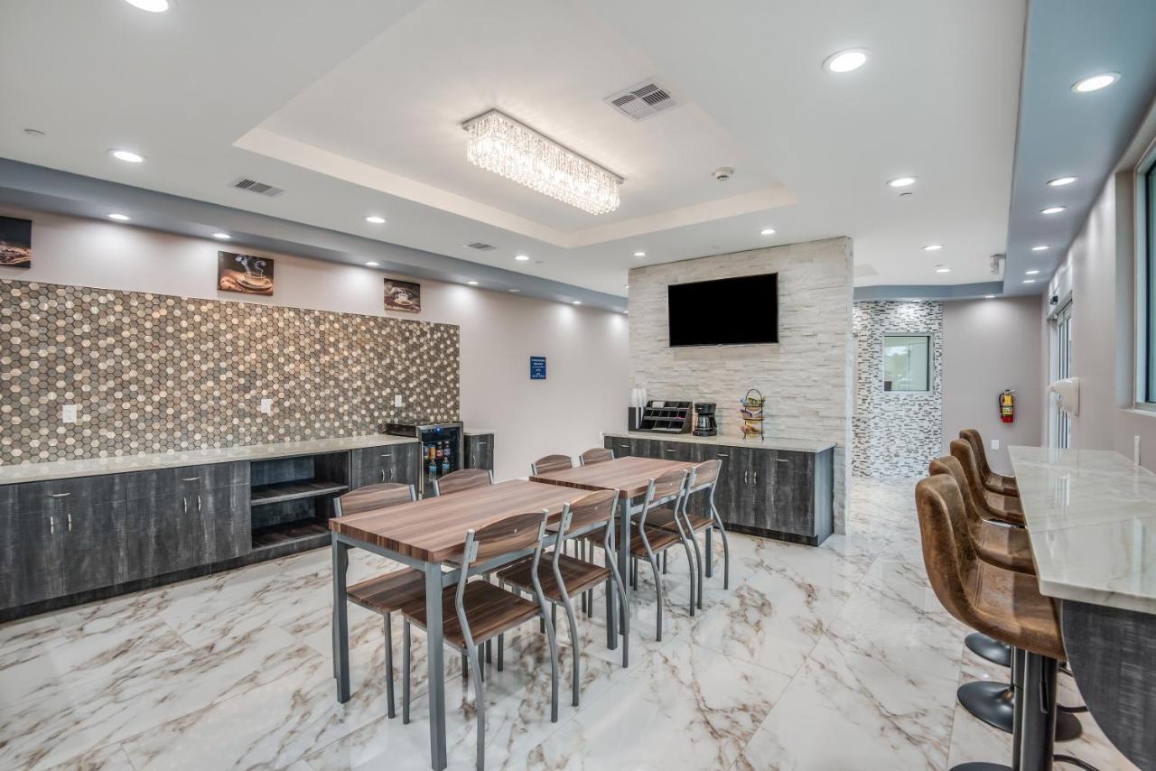 Americas Best Value Inn & Suites Houston At Hwy 6 Ngoại thất bức ảnh
